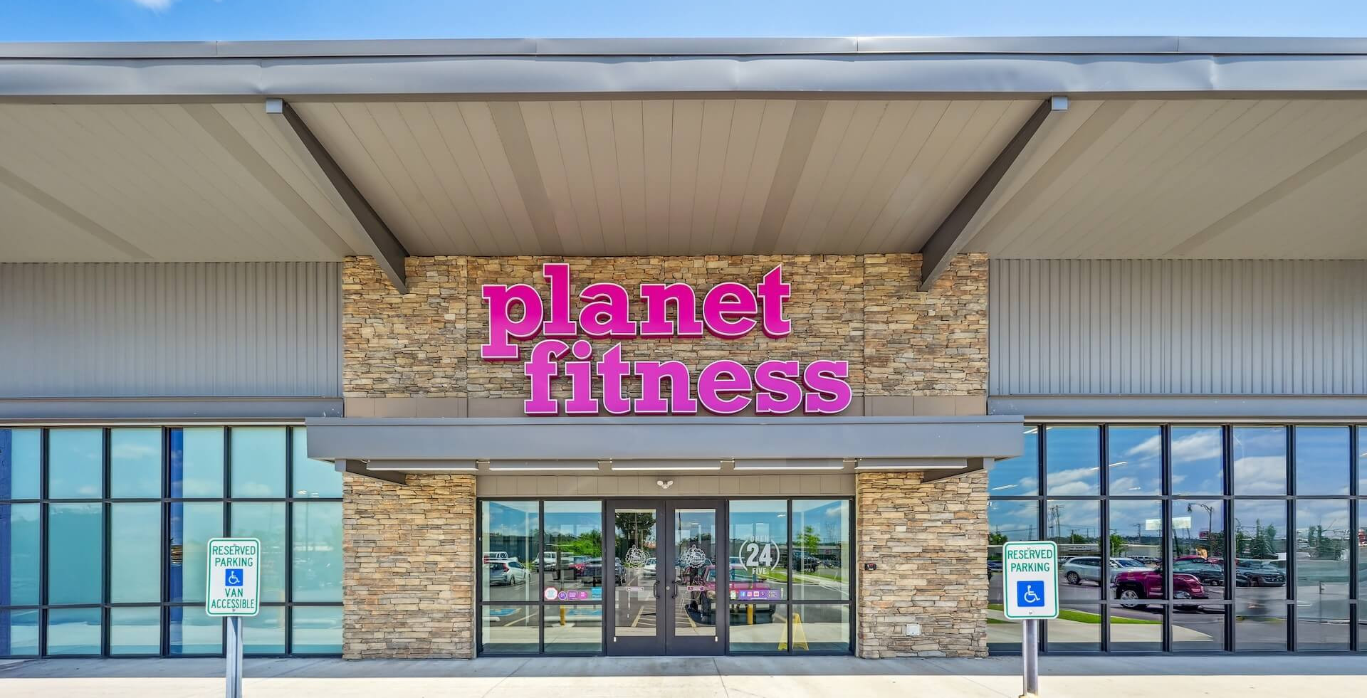 Planet Fitness Building