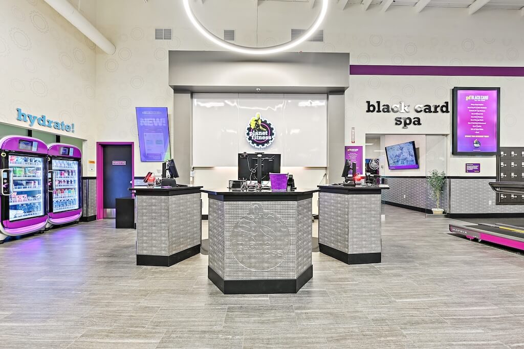 Planet Fitness Front